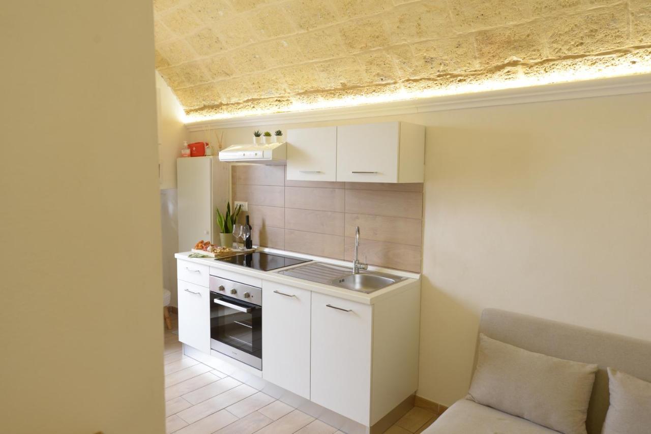 Castrum Casa Vacanza Мезанье Экстерьер фото